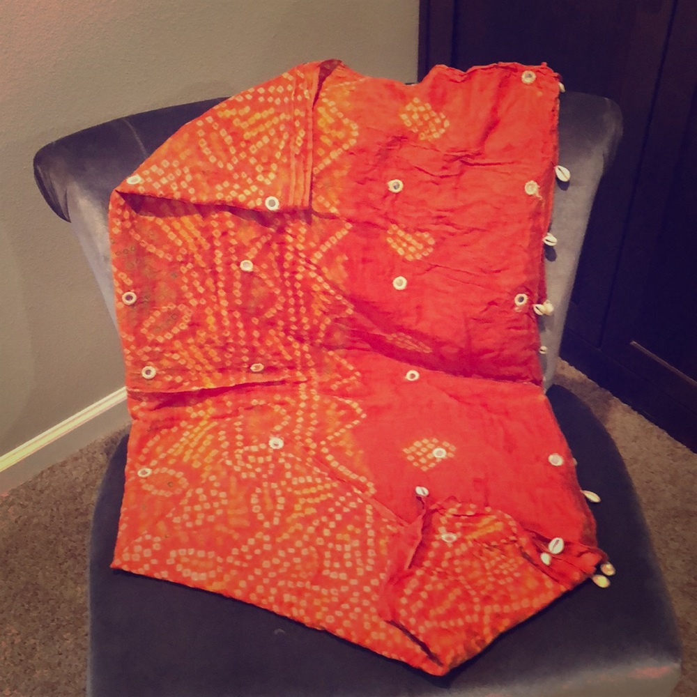 Beautiful shawl/scarf/sarong combo